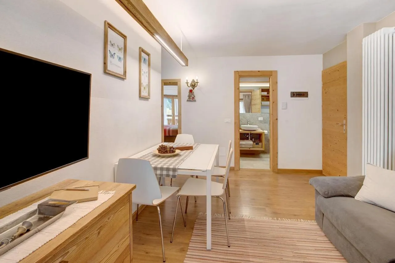 Casa Al Rin Ski Bike And Wellness Apartment Isolaccia